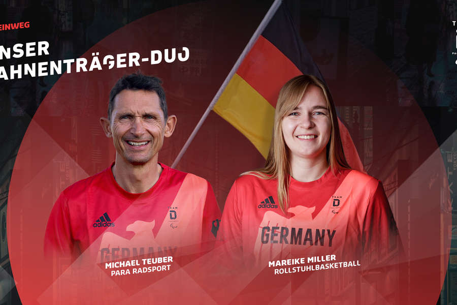 Mareike Miller und Michael Teuber tragen die deutsche Fahne